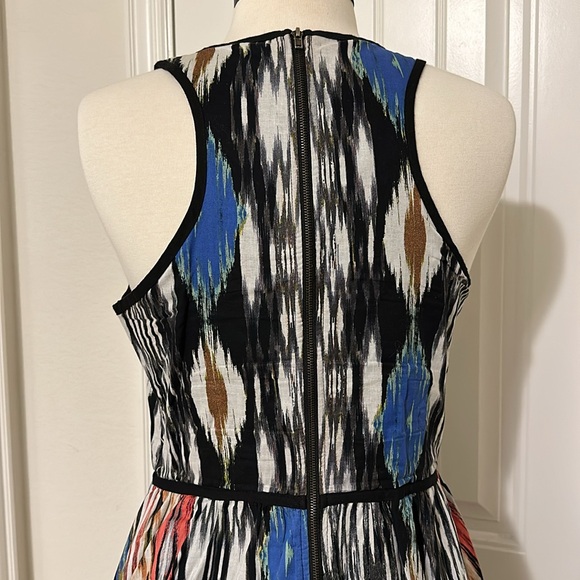 Summer RaceBack Abstract Aztec Print Dress - Picture 5 of 11